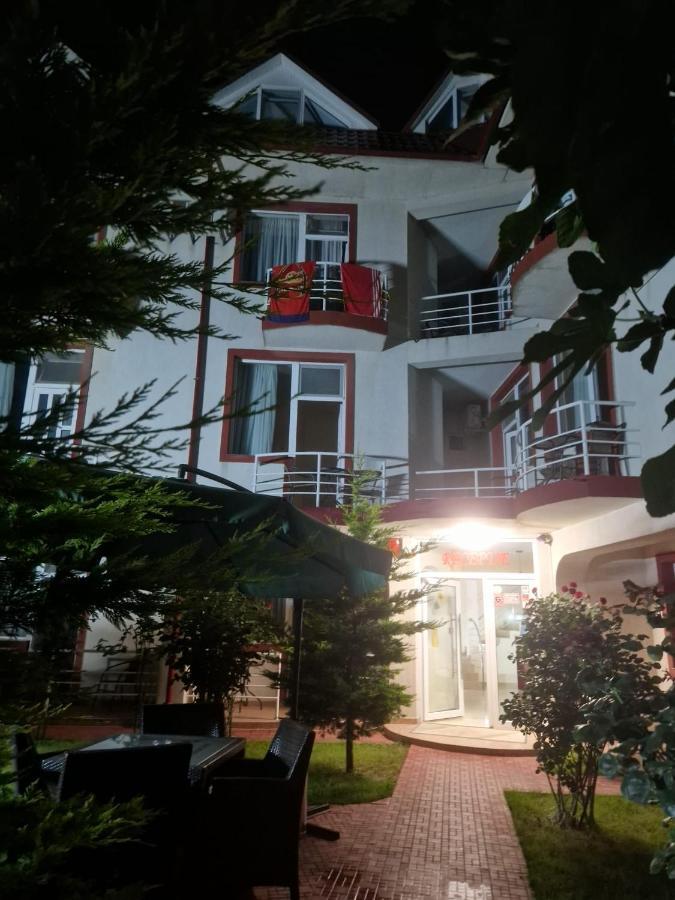 Vila Julia Costinesti Exterior photo